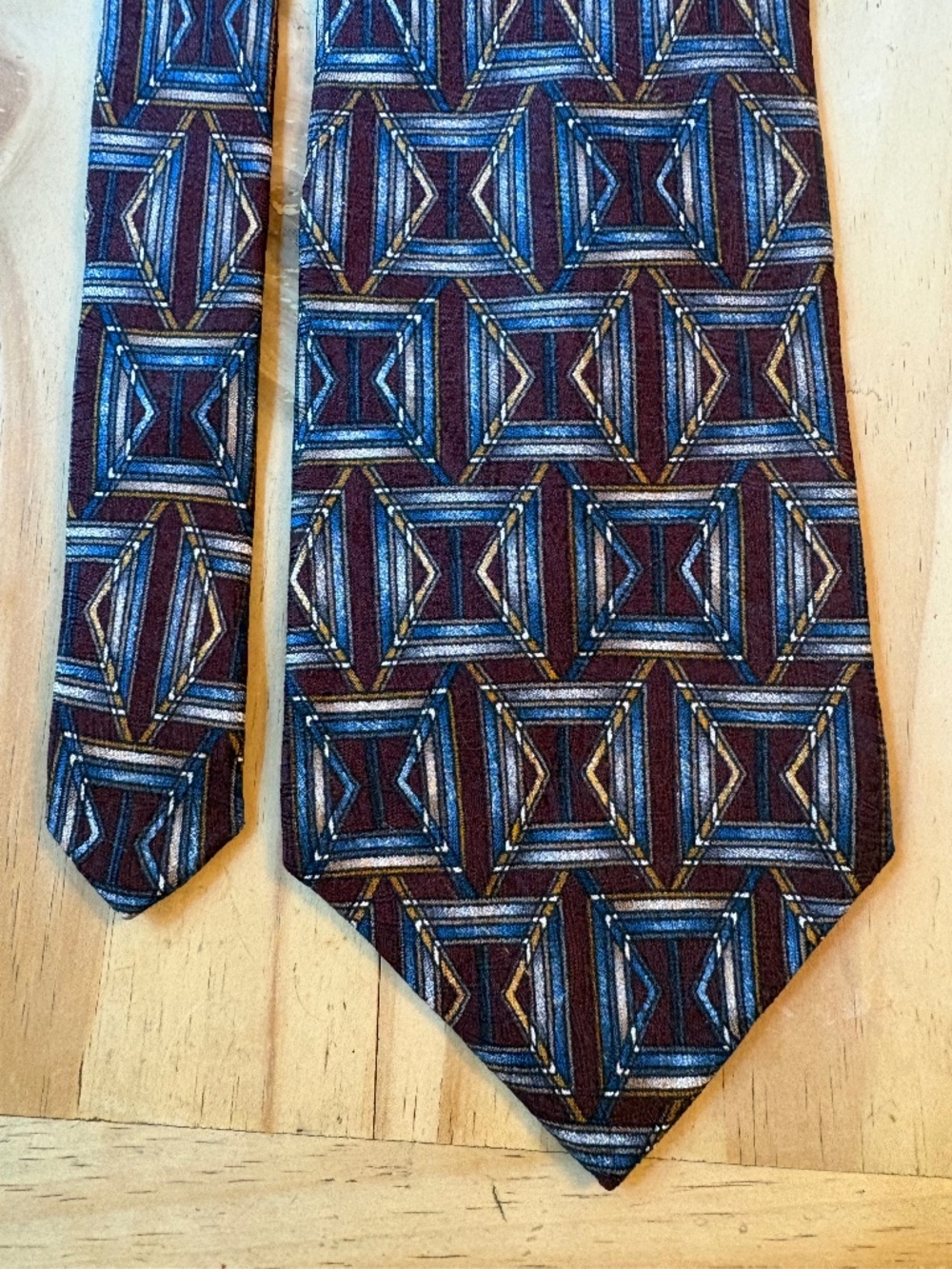 Vintage Colours by Alexander Julian Silk Tie